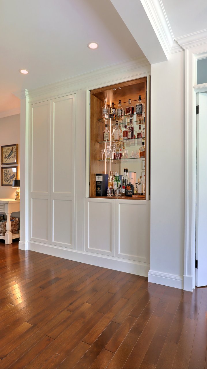 Bar encastré ouvert